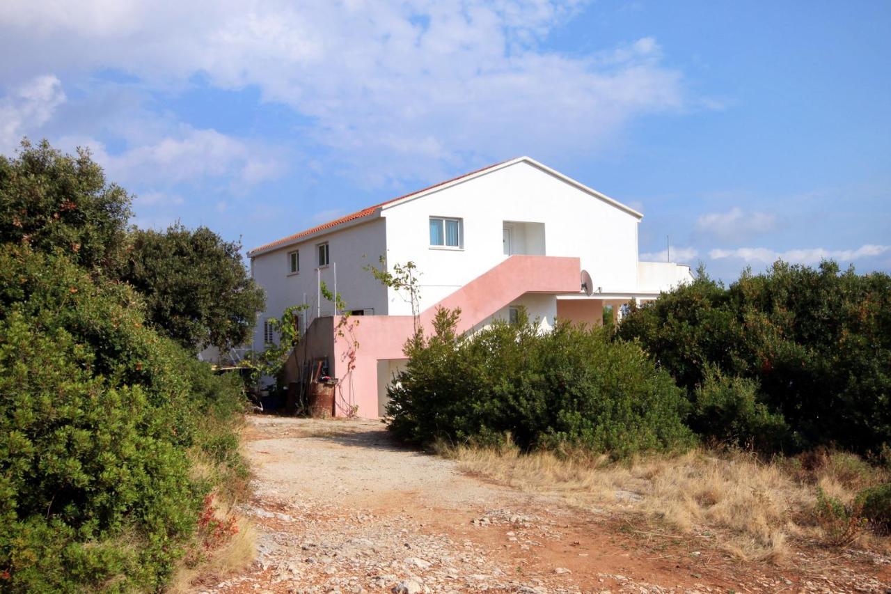 Apartments By The Sea Zavalatica, Korcula - 247 Kültér fotó